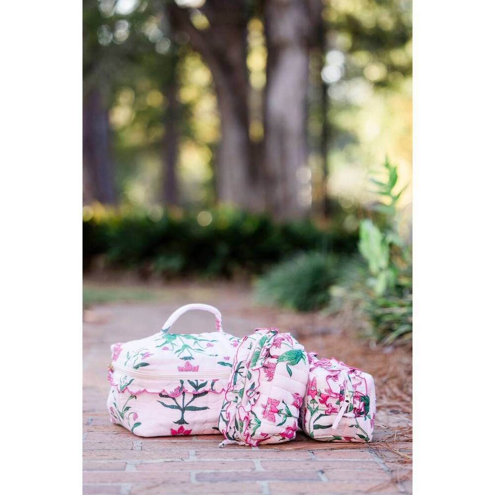 NEW HEART OF GRACE women's cosmetic bag set in rose d'iris